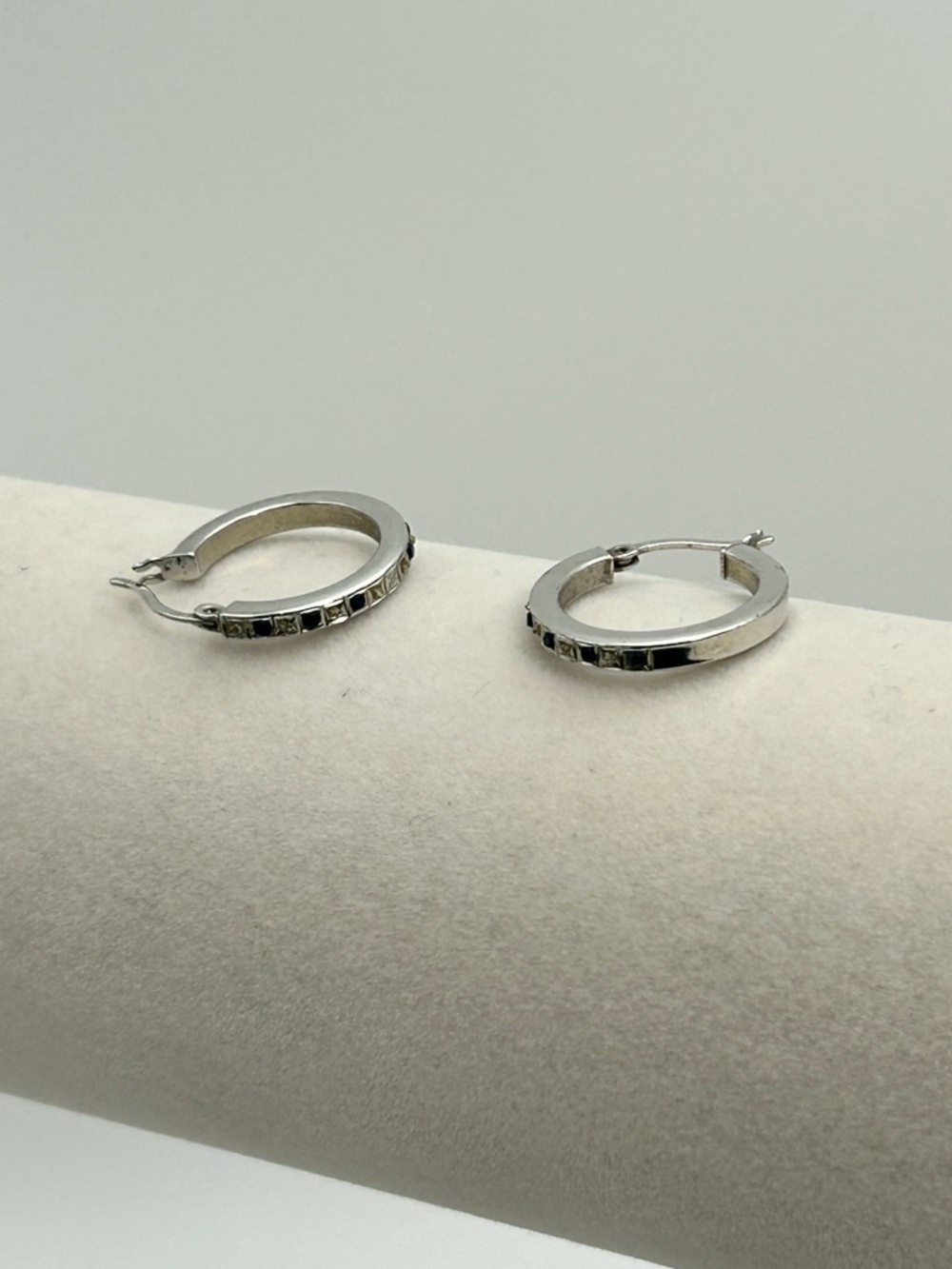 Sterling Silver Hoop Earrings Blue & Clear Crystals 1" Stamped 925 SLC - Picture 9 of 10
